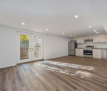 For Lease - 136 Holm Crescent, Markham, Ontario - Photo 2