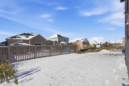 For Lease - 11 Fisher Road, Kawartha Lakes, Ontario - Photo 4