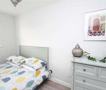 Longfield Drive, Halton, Leeds, LS15 - Photo 3