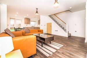 3 bedroom semi-detached to rent Myrtle Street, Beswick, Manchester, M11 - Photo 3