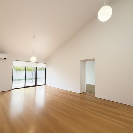 Prestige Location – Stylish Home with Space, Security & Class - Photo 5