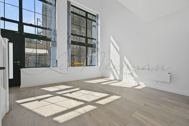 Caroline Street, Limehouse, E1 - Photo 1