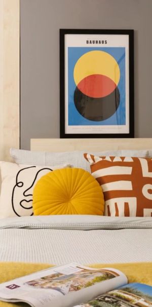 Extra Large Highest Single Ensuite: Three Bed Flat - Photo 1