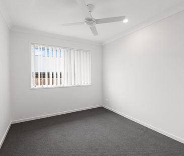 11 Byfield Place, Yarrabilba, Qld 4207 - Photo 3