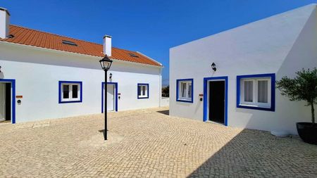 Lisboa, Lisbon 2640 - Photo 2