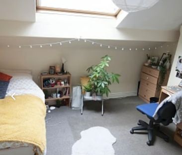 7 Bed - 20A Woodsley Road, Woodhouse, Leeds - LS3 1DT - Student - Photo 3