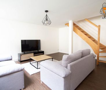 Vente F2 MEUBLÉ TYPE LOFT EN DUPLEX - Photo 3