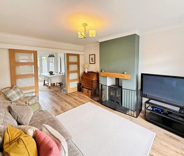 3 bedroom semi-detached house to rent - Photo 1