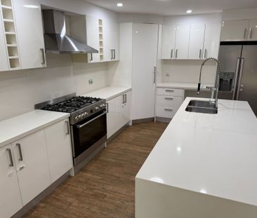 Great Size Family Home - Photo 5