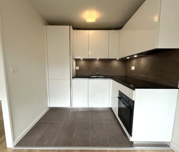 Beau 2.5 pièces rénové à Yens - Photo 4