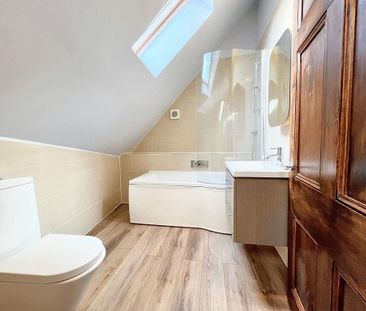 2 bedroom maisonette to rent - Photo 4