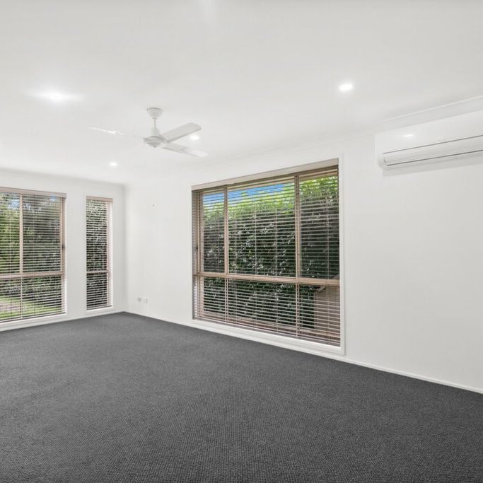 Single-Level Home with Expansive Entertaining Spaces - Photo 1