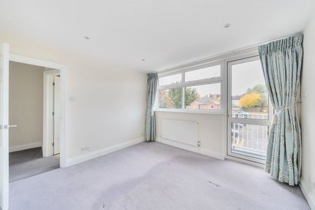 3 bedroom maisonette to rent - Photo 4