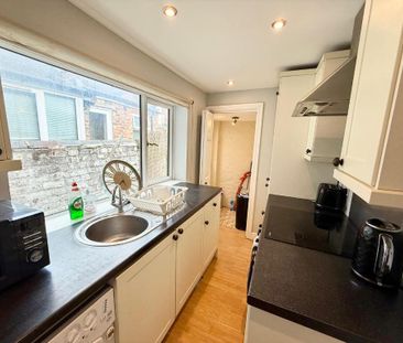 3 bedroom terraced house to rent - Photo 4