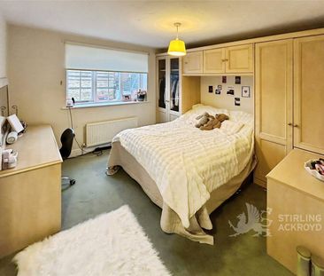 Nightingale Shott, Egham, Surrey, TW20 9SU - Photo 4