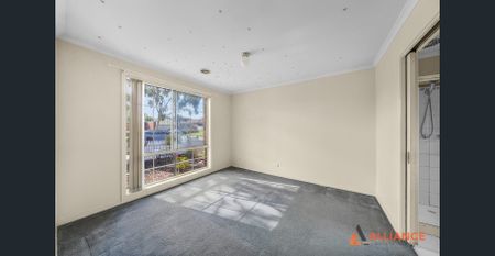 Family Home in Craigieburn – The Perfect Blend of Comfort, Convenience and Community - Photo 5