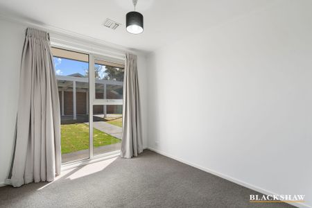 6 Tipper Place, Cook ACT 2614 - House For Rent | Domain - Photo 5