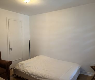 Beau 3 1/2 2e étage rue Bagot St-Sauveur, Novembre - Photo 1