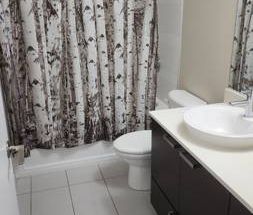 🏡 1-Bedroom Apartment for Rent – Prime Location Near Willowbrook Mall - Photo 4