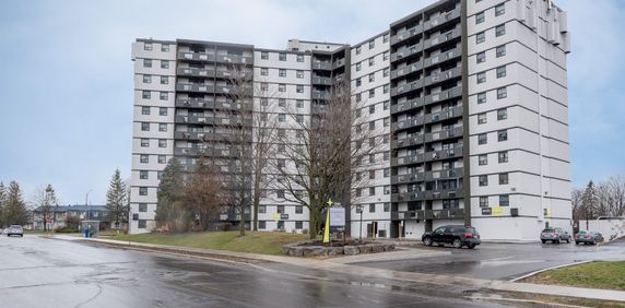 Royalton Place - Photo 2