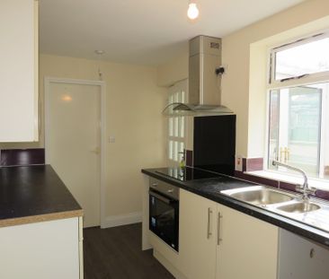 Forge Row - Photo 6