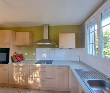 Location Maison 4 pièces 107m² LA MEMBROLLE SUR CHOISILLE 37390 - Photo 4