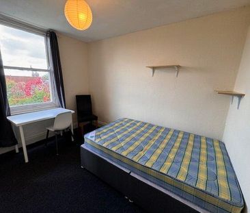 Room in a Shared House, Balmoral Road, BS7 - Photo 6