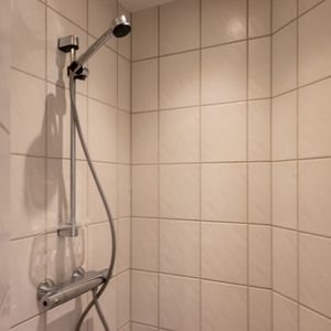 Lys toværelseslejlighed i Aalborg Vestby med nærhed til fjorden - Foto 2