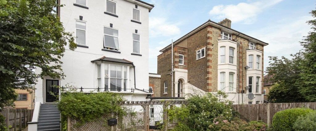 Kingston Road, London, SW19 flat to rent - Photo 1