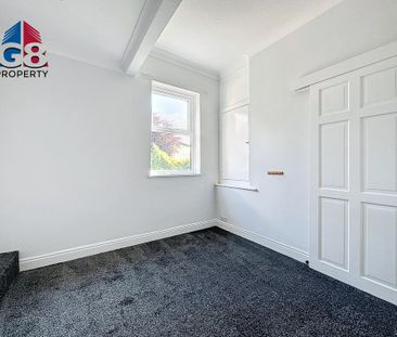 2 bedroom end of terrace house to rent - Photo 4