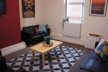 Foxhall Road, Nottingham, NG7 - Photo 2