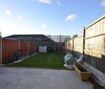 Wentworth Close, Ashford, TW15 - Photo 3