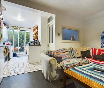 4 bedroom terraced house to rent - Photo 1