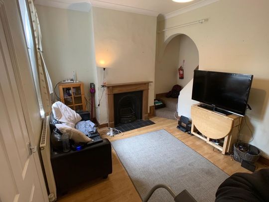 Nunthorpe Road, South Bank - P2011 - Photo 1