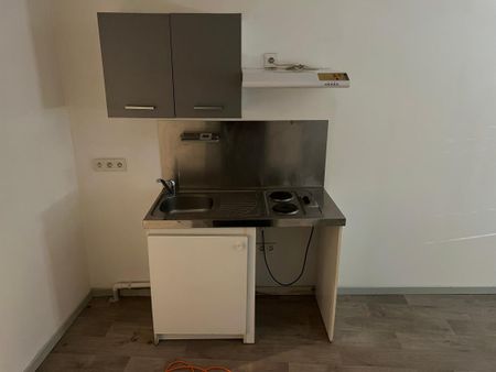 Location Appartement 2 pièces 30m² SAINTES 17100 - Photo 5