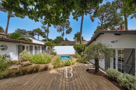 VILLA LE PONTON À PROXIMITÉ DU GOLF D'ARCACHON, JUSQU'À 10 CONVIVES - Photo 3