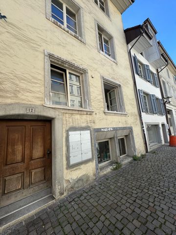 Gemütliche 2.5-Zimmer-Wohnung im 3. OG an zentraler Lage in Solothurn - Foto 4