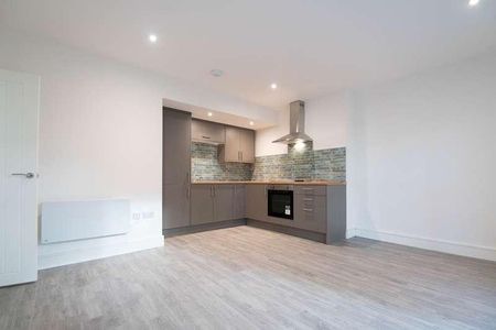 Harrogate Road, Leeds, LS7 - Photo 2