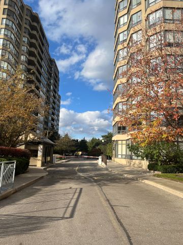 For Lease - 32 Clarissa Drive Unit# 222, Richmond Hill, Ontario - Photo 2