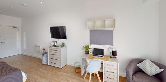 Studio to rent - Photo 2