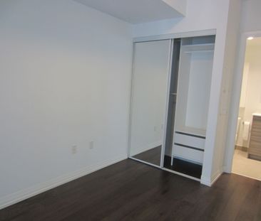 For Lease - 835 St. Clair Avenue Unit# 402, Toronto, Ontario - Photo 2