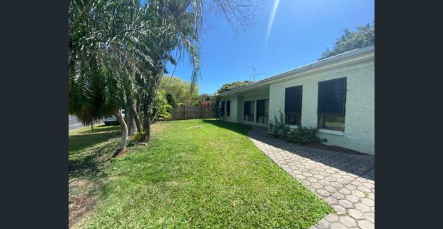 GOOD FAMILY HOME ON A GREAT BLOCK - Photo 1