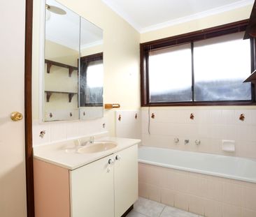 Spacious 3-Bedroom Home in Epping - Photo 5