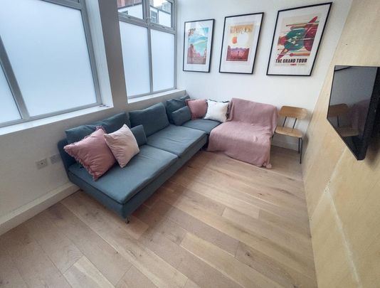 6 bedroom flat to rent - Photo 1