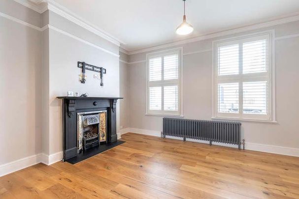 Kings Road, Cheltenham, GL52 - Photo 1