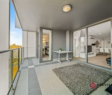 🏡 Stylish Apartment in the Heart of East Perth – 2 Car Bays! - Photo 6