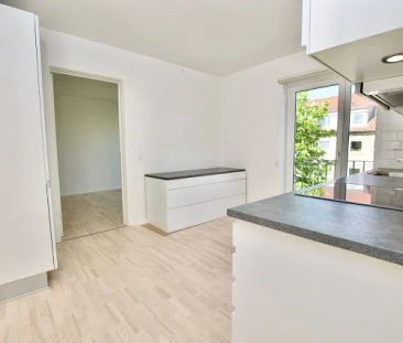 Lysfyldt 3-værelses lejlighed nær vand og park - Foto 4