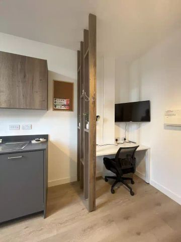 Standard Studio - Photo 5