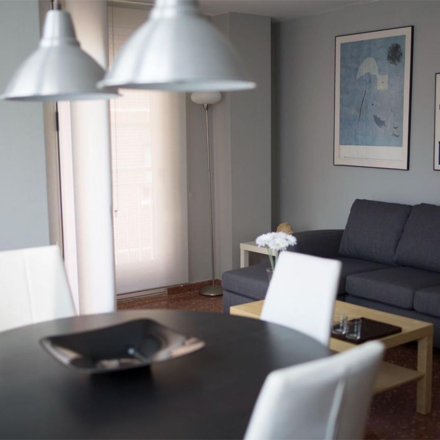 Piso de alquiler en Carrer de Mossèn Cuenca, 36, Pinedo - Photo 1