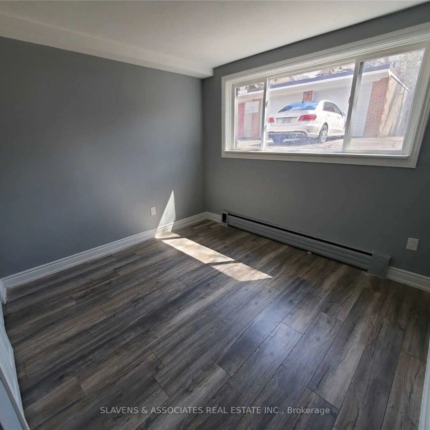 19 Charlemagne Drive #Lower - Photo 1